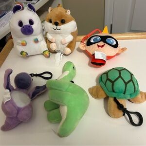 Plush Animal Keychain Set - Multicolor